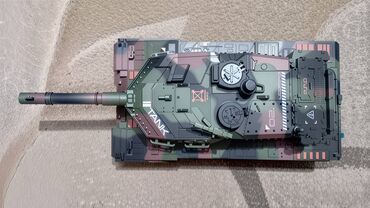 Ostalo: Nov RC tenk može da ispaljuje gel kuglice i tom prilikom se pali — 17