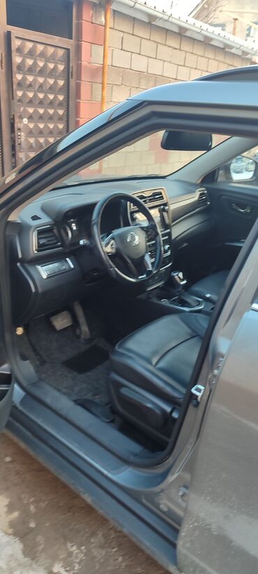wolkswagen touran: Ssangyong : 2019 г., 1.6 л, Автомат, Дизель, Внедорожник