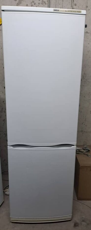 холодильники рассрочку: Холодильник Atlant, Б/у, Двухкамерный, De frost (капельный), 60 * 185 * 60