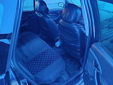 Ford: Ford Focus: 2000 г., Механика, Универсал — 6