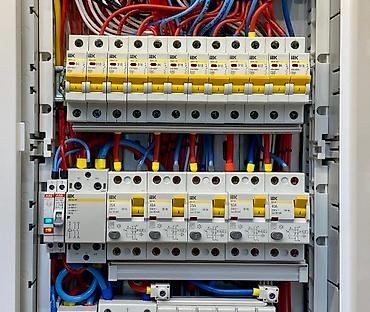 Электрики: Электрик | Установка стиральных машин, Демонтаж электроприборов, Монтаж видеонаблюдения 3-5 лет опыта — 16