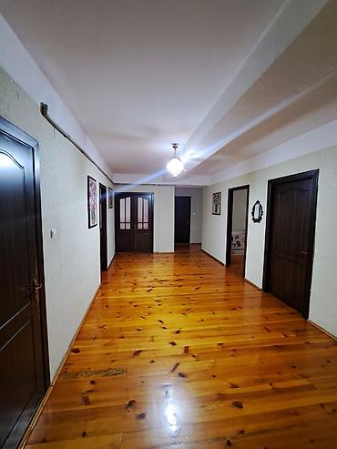 bina.az: 8-ci kilometr, 4 otaqlı, Yeni tikili, m. Xalqlar Dostluğu, 131 kv. m — 1