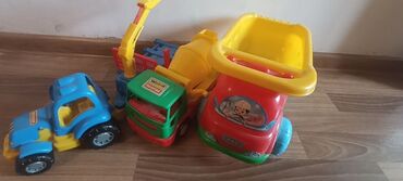 Верхняя одежда: Фирменные Детские вещи в отличном состоянии недорого — 2