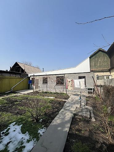 Продажа полдома: Продается участок с домом в районе Восточного вокзала, дороги — 11