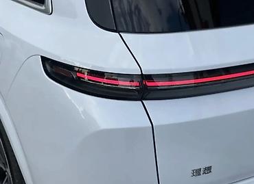 Lixiang: Lixiang L7: 2024 г., 1.5 л, Автомат, Газ — 8