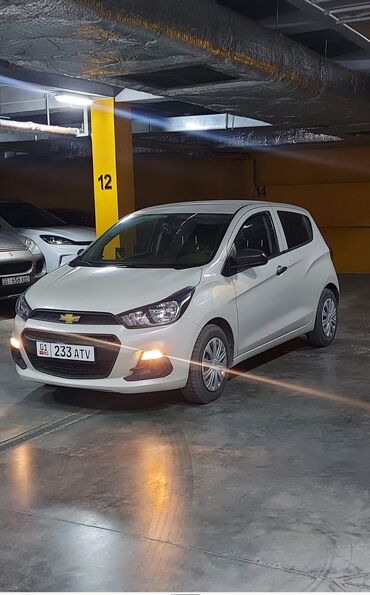 купить автомобиль маз в бишкеке: Chevrolet Spark: 2017 г., 1 л, Вариатор, Бензин, Хэтчбэк