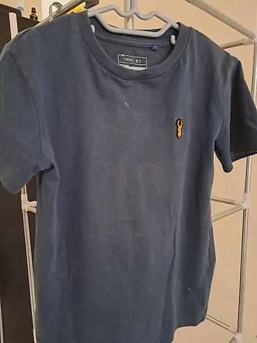 qara botinkalar: Uşaq T‑shirt dəsti – 4 ədəd - Qara T‑shirt: ön hissədə çoxrəngli şir — 3