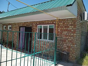 Продажа коттеджей и домов: 3 комнаты, 52 м², 2 соток, Бишкек, Собственник — 7