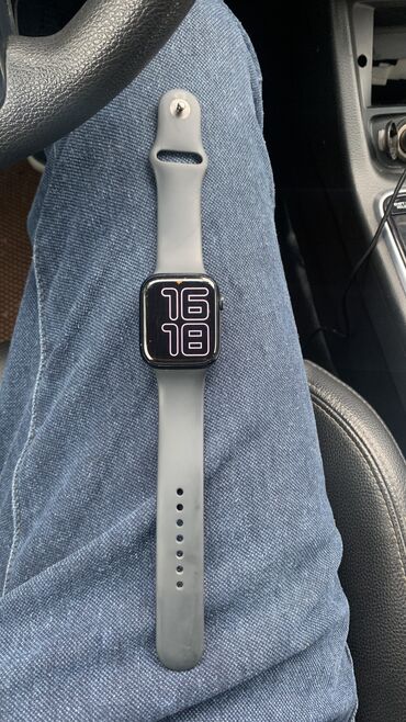 ремонт ноутбуков с выездом на дом: Срочно продаю APLLE WATCH 8 series 45мм полностью рабочие,32гб с