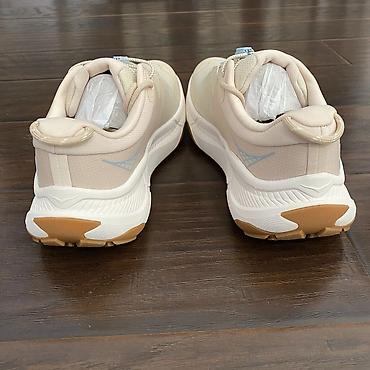 кастум шым: Кроссовкалар, 38.5, Hoka, Колдонулган, түсү - Ток сары, Акылуу жеткирүү, Өзү алып кетүү — 4