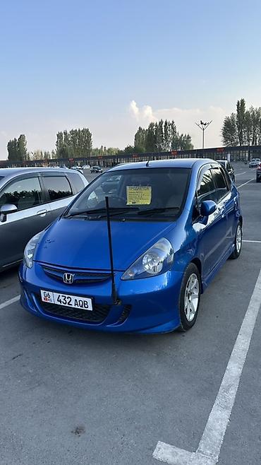 Honda Fit: 2003 г., 1.5 л, Автомат, Бензин, Хэтчбэк