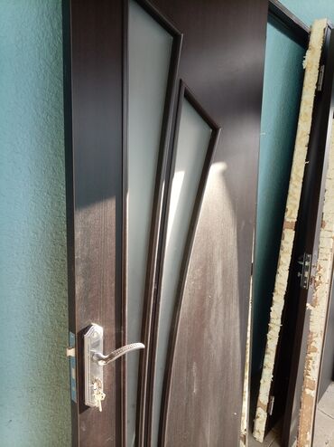 3 eded xoncali taxda qapi lazimdir: Metall giriş qapısı – modern dizayn - Material: möhkəm metal karkas