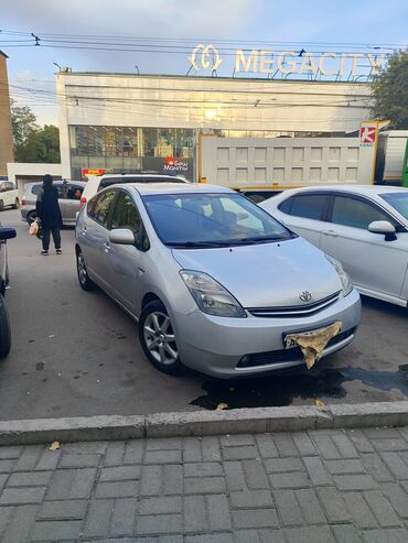 на рф номерах: Toyota Prius: 2008 г., 1.5 л, Вариатор, Гибрид, Хэтчбэк