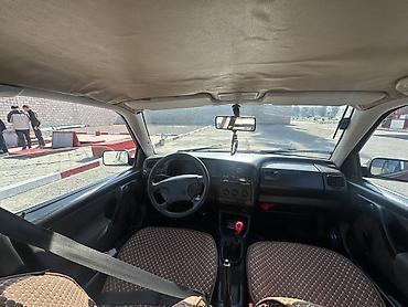 арзан голф: Volkswagen Golf: 1992 г., 1.8 л, Механика, Бензин, Хэтчбэк — 4