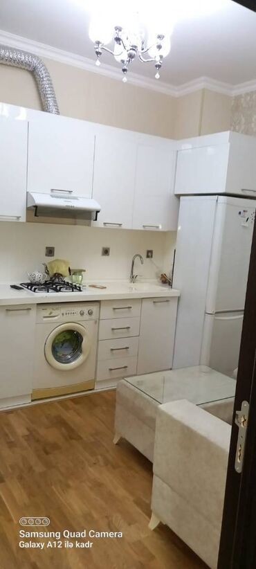 Uzunmüddətli kirayə mənzillər: Mənzil kirayə verilir. 1 otagdan 2 otağa duzəlib, tam təmirli — 3