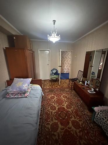 кв токмак: 3 комнаты, 66 м², Индивидуалка, 2 этаж, Старый ремонт — 6