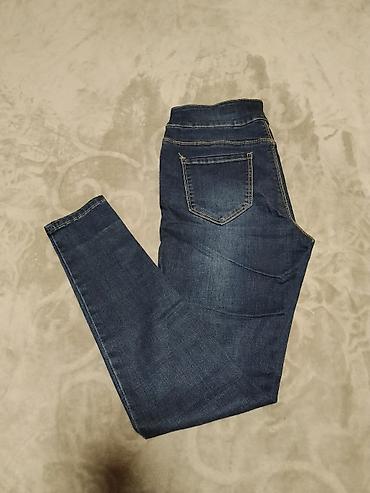 duboke farmerice: Ženske farmerke – tamnoplavi teksas, slim/skinny kroj - Klasičan — 2