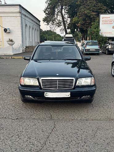 disqler: Mercedes-Benz C-Class: 2 l | 2000 il Sedan — 3