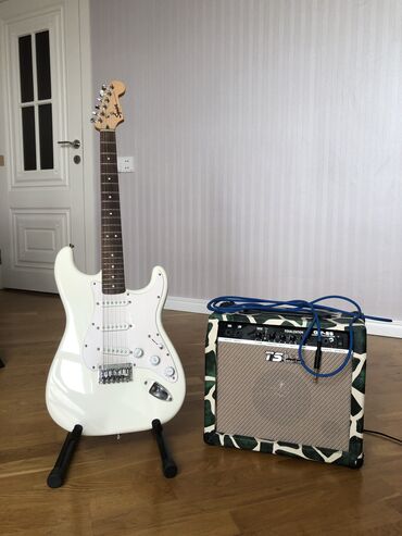 Тарелки: Электрогитара, Fender, 6 струн, Б/у, Бесплатная доставка