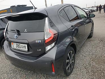 Toyota: Toyota Prius C: 2019 г., 1.5 л, Вариатор, Гибрид, Хэтчбэк — 5
