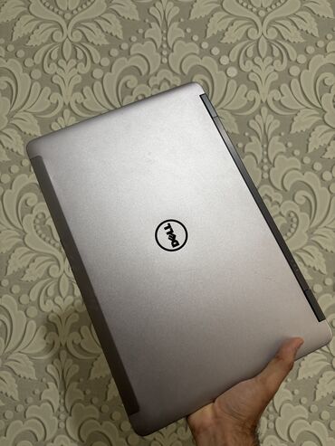 Dell: İşlənmiş Dell Latitude, 15.6 ", Intel Core i5, < 128 GB, Ünvandan götürmə