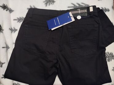 zenske pantalone letnje: TRUSSARDI original farmerice vel.26. Mere: po struka 35,5 cm dubina