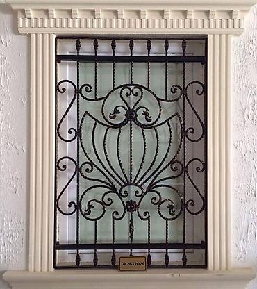 Pilləkən məhəccərləri: 📖Kataloqlarimiz müxtəlifdir. Bəzəkləri qabağa çevirdikcə Resotka — 23