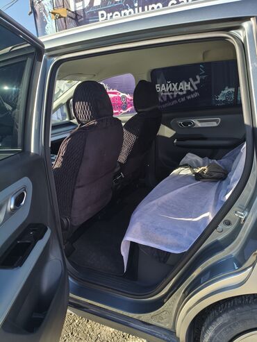 BYD: BYD E2: 2025 г., 0.1 л, Автомат, Электромобиль, Кроссовер — 11