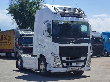 мерседес грузовой 1324: Тягач, Volvo, 2016 г., Без прицепа