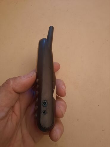 xiaomi mi4 i 16gb black: Stari,retro mobilni telefon Motorola. Nepoznato stanje. Pukao je
