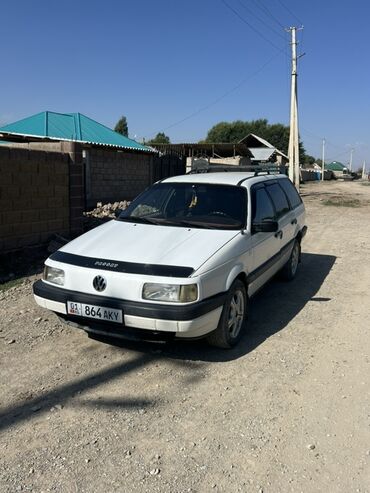 тесло авто: Volkswagen Passat Variant: 1989 г., Универсал