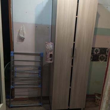 прикроватные тумбочки 40 ширина: Продаю пенал Ширина 63см Глубина 40см Высота 203см Есть небольшой брак