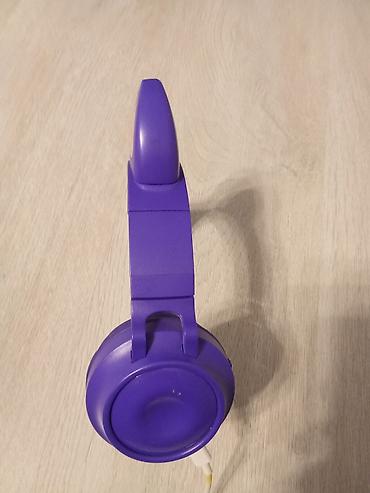 Вокальные микрофоны: Продаются наушники блютуз в рабочем состоянии ! Цена изделия 400 сом — 5