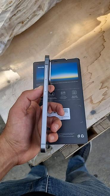 samsung telofon: Samsung Galaxy A56, 128 GB, rəng - Boz, Barmaq izi — 3