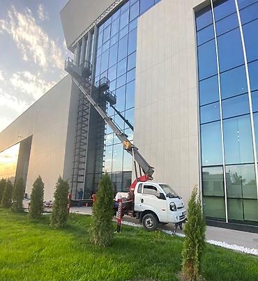 Услуги автокрана: Услуги автовышки, высота подъёма от 12м до 30м, люлька — 4