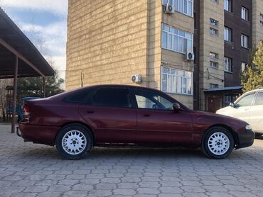 продаю аварийный машина: Mazda Cronos: 1993 г., 2 л, Механика, Газ, Хэтчбэк