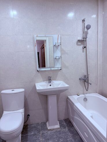 Uzunmüddətli kirayə mənzillər: Menzil Sumqayit bulvari "2 Asan xidmet" in deniz menzereli -da lalafo.az — 18 Uzunmüddətli kirayə mənzillər: Menzil Sumqayit bulvari "2 Asan xidmet" in deniz menzereli — 18