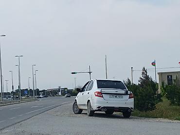 turbo az islenmis avtomobiller: Mini : 1.5 l | 2020 il 30000 km Sedan — 4