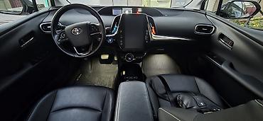 byd e2 2024: Toyota Prius: 2019 г., 1.8 л, Автомат, Гибрид, Лифтбек — 8