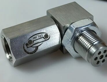 Radiatorlar: Paslanmayan poladdan hazırlanmışdır M18×1.5sm ölçülü 90 dərəcəli