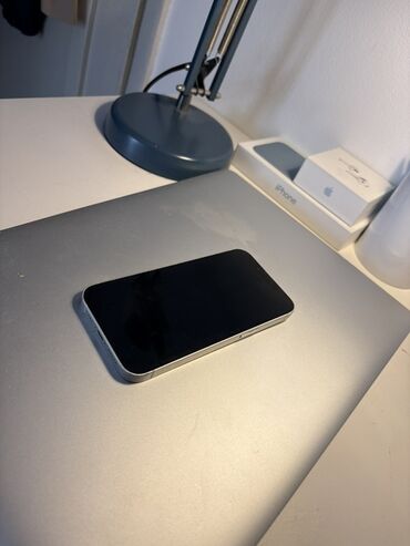 Apple iPhone: Apple iPhone iPhone 13, Bela — 20