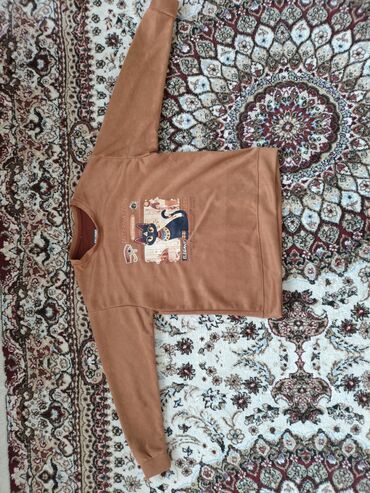 Кофты, свитеры: Кофта, Китай, XL (EU 42) at lalafo.kg Кофты, свитеры: Кофта, Китай, XL (EU 42)