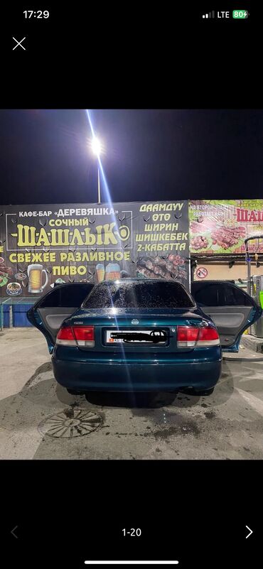 Mazda 626: 1992 г., 2 л, Механика, Бензин, Седан