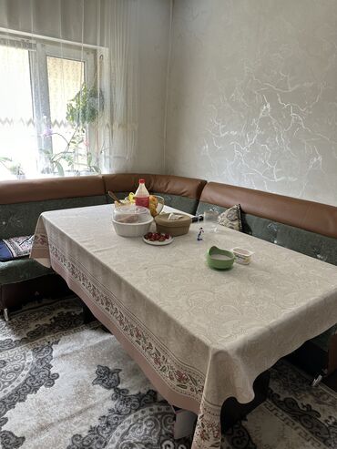 Кухонные столы и стулья: Кухонный стол и стул, Б/у, Самовывоз