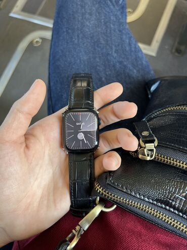 электронный часы: Apple watch series 8 41мм состояние хорошее аккумулятор 100% в