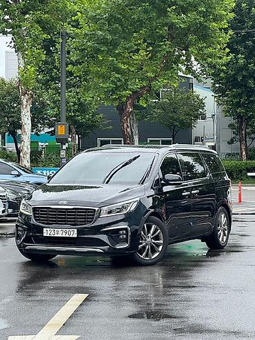 Kia Carnival: 2019 г., 2.2 л, Автомат, Дизель, Минивэн at lalafo.kg Kia Carnival: 2019 г., 2.2 л, Автомат, Дизель, Минивэн