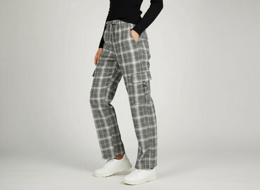 spodnie woskowane house: House, Cargo for women, size XS