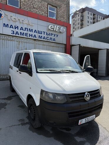 Volkswagen: Volkswagen Transporter: 2011 г., 2 л, Механика, Дизель, Минивэн