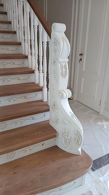 Pilləkən məhəccərləri: Taxta pilləkən – dizayn və quraşdırma Məhsul/təsvir: - İkiqat rəngli — 2