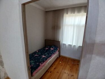 Həyət evləri və villaların satışı: Hövsanda həyət evi - Plan: 1 mərtəbə, kürsülü. Geniş beton həyət — 7